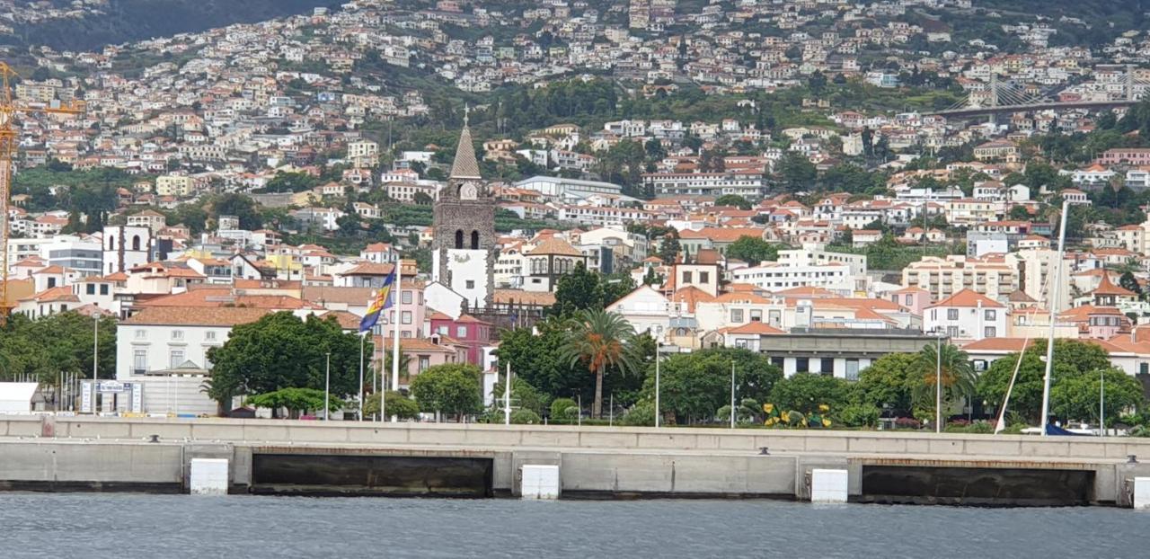 Edificio Charles 101 Apartment Funchal  Exterior photo